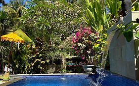 Private Villa Kayu Padangbai